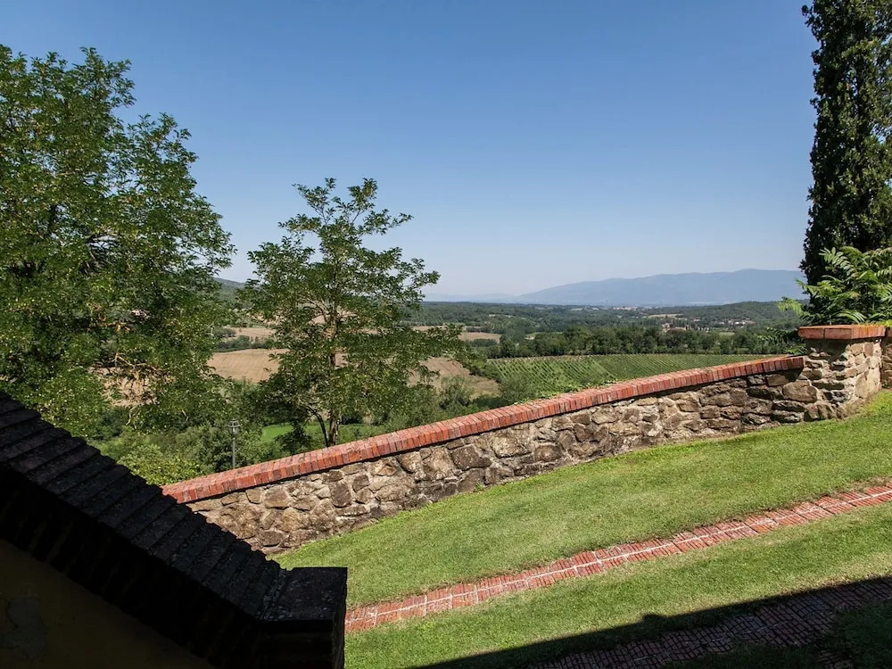 Spacious Holiday Home in Bucine With Pool