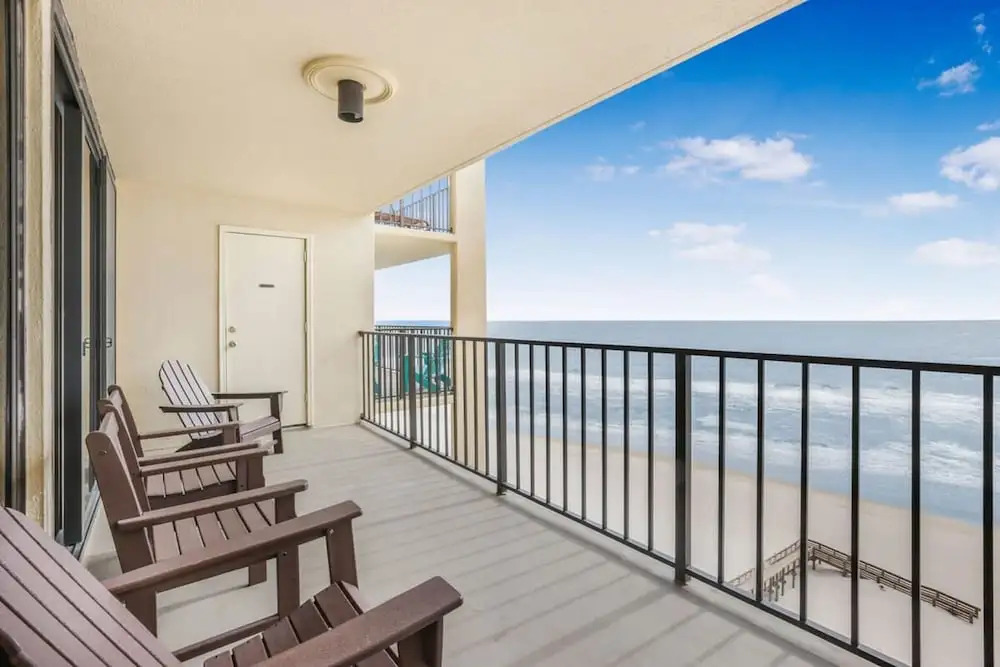 Phoenix II 2101 3 Bedrooms Amenities Galore Beachfront