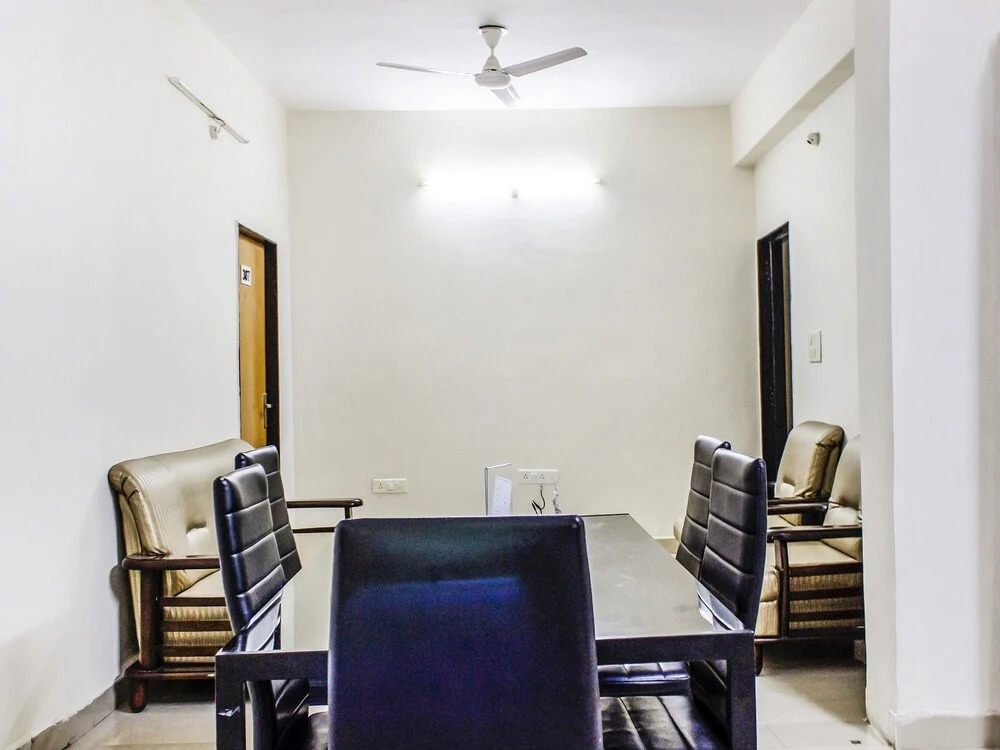 FabHotel Smriti Star Service Apartments
