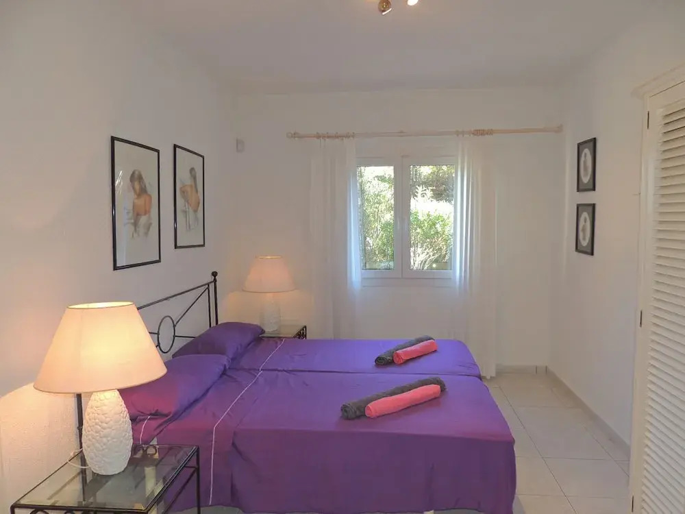 Charming Villa With Private Pool and air Conditioning, Near the Beach