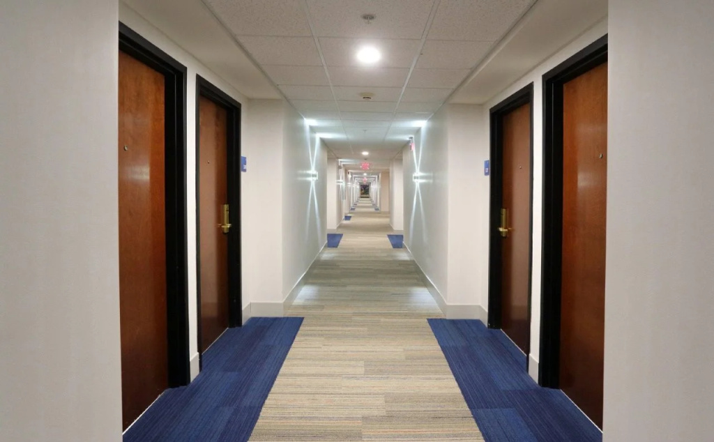 Holiday Inn Express & Suites Newport News by IHG