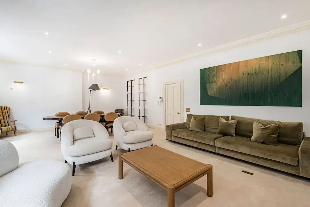 Luxury 3BR Mayfair Apartment Near Green Park
