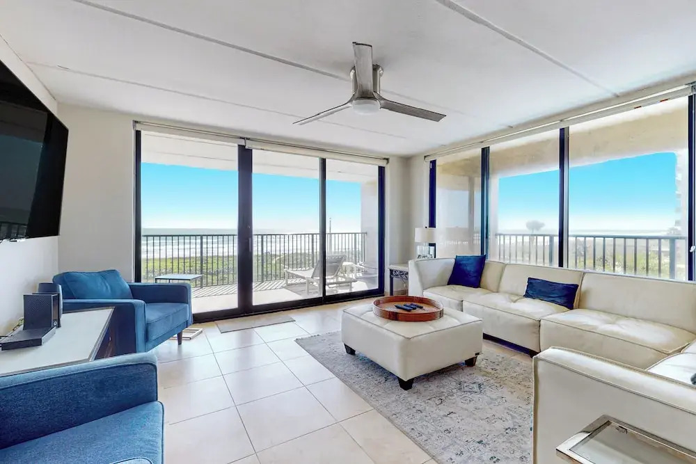 Luxe Corner 3br, Gulf View: Suntide III - Unit 410