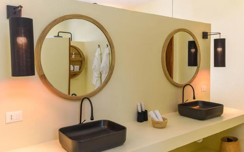 Alma Boutique Hotel