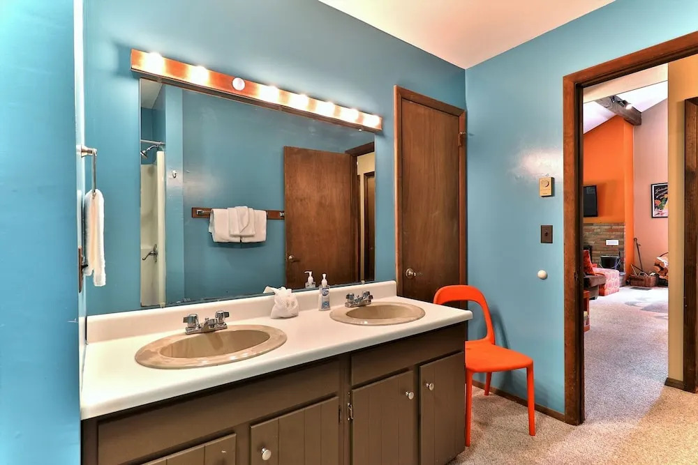 Champagne Chalet - Killington Ski House by Killington Vacation Rentals