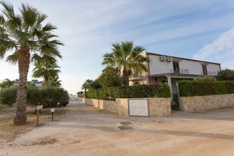 Oasi Guzzetta Hotel&Case Vacanze