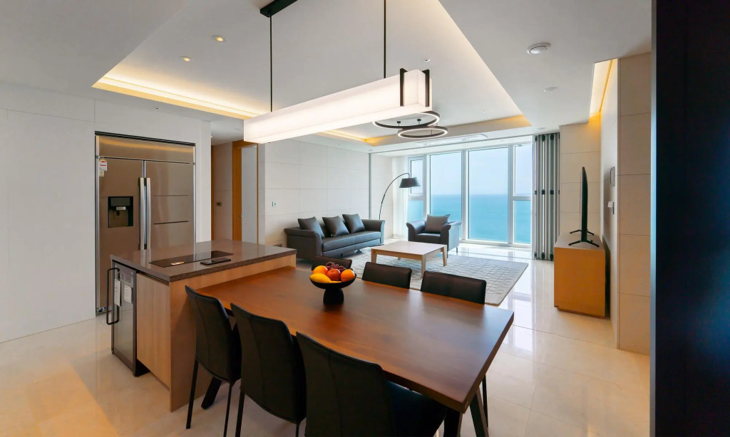 Ocean Junior Suite (Ocean View with 2 Bedrooms)