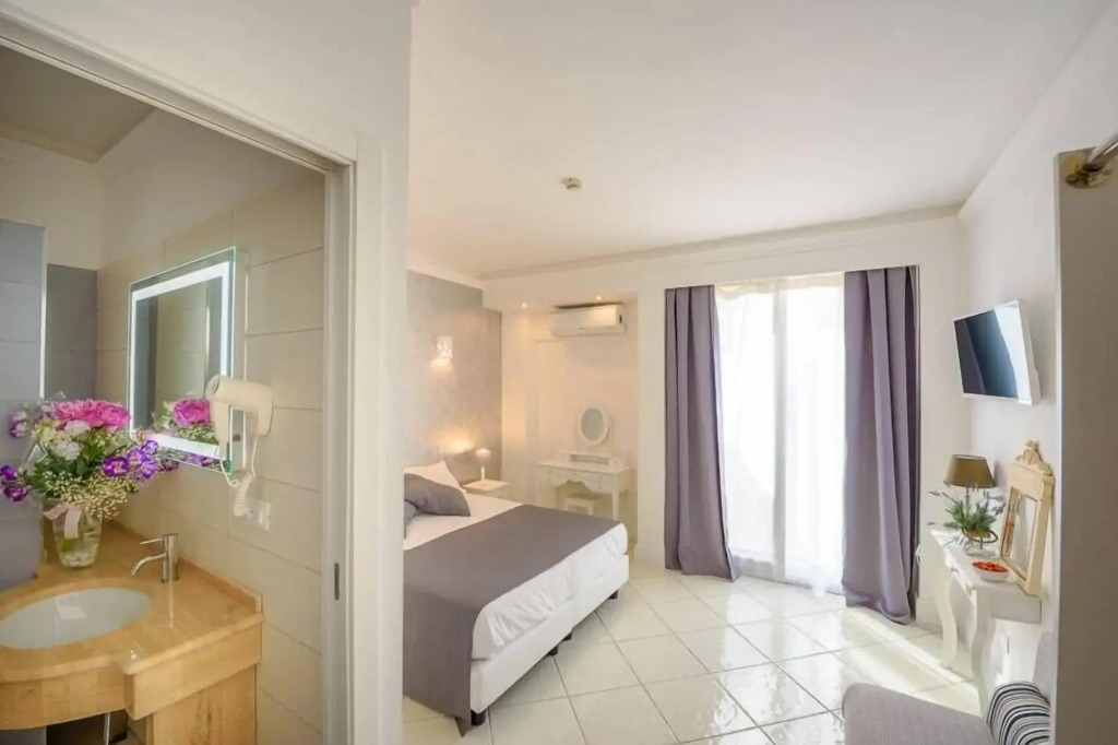 Hotel Bussola
