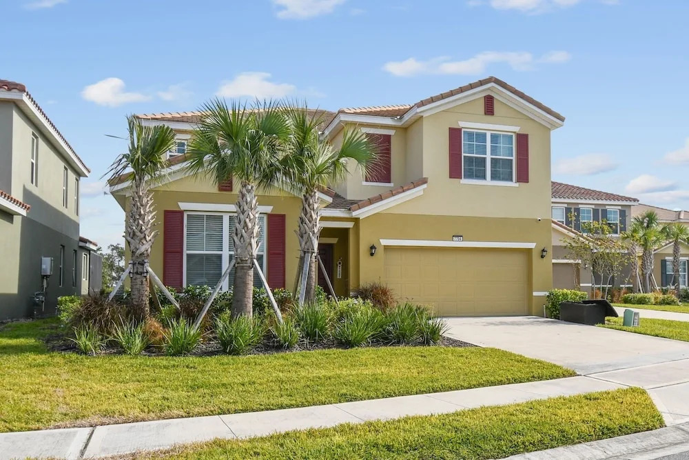 7704oml-solterra Resort 7 Bedroom Home by RedAwning