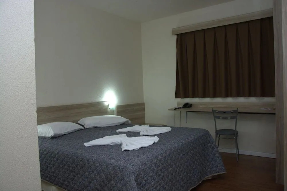 LH Plaza Hotel