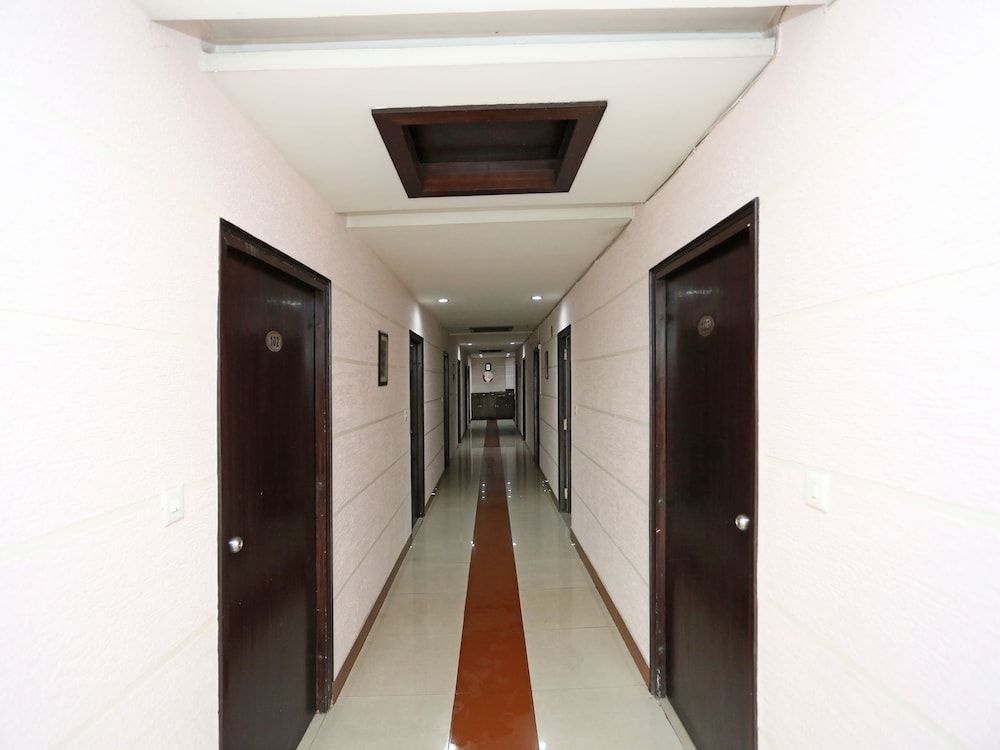 OYO 3697 Hotel Rivieraa