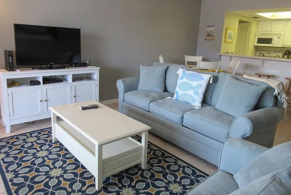 Estero Yacht & Racquet 123 1 Bedroom 2 Bathrooms Condo
