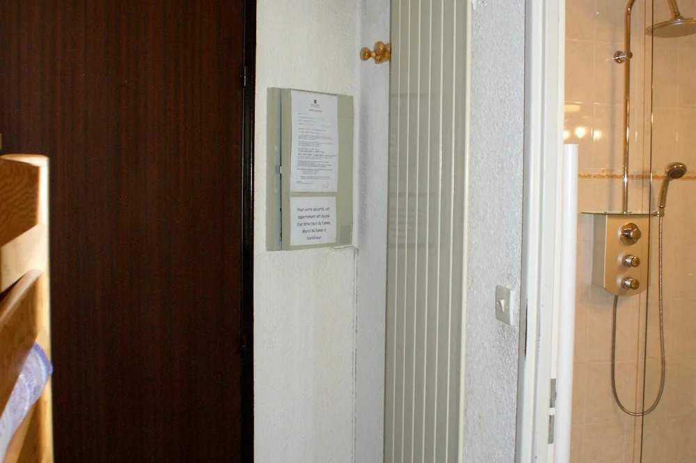 Studio in Montgenèvre, With Wonderful Mountain View, Balcony and Wifi