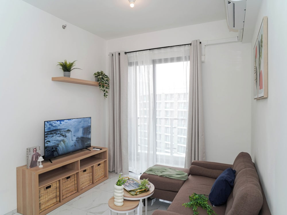 Tranquil 2Br For 4 Pax At Sky House Bsd Apartment