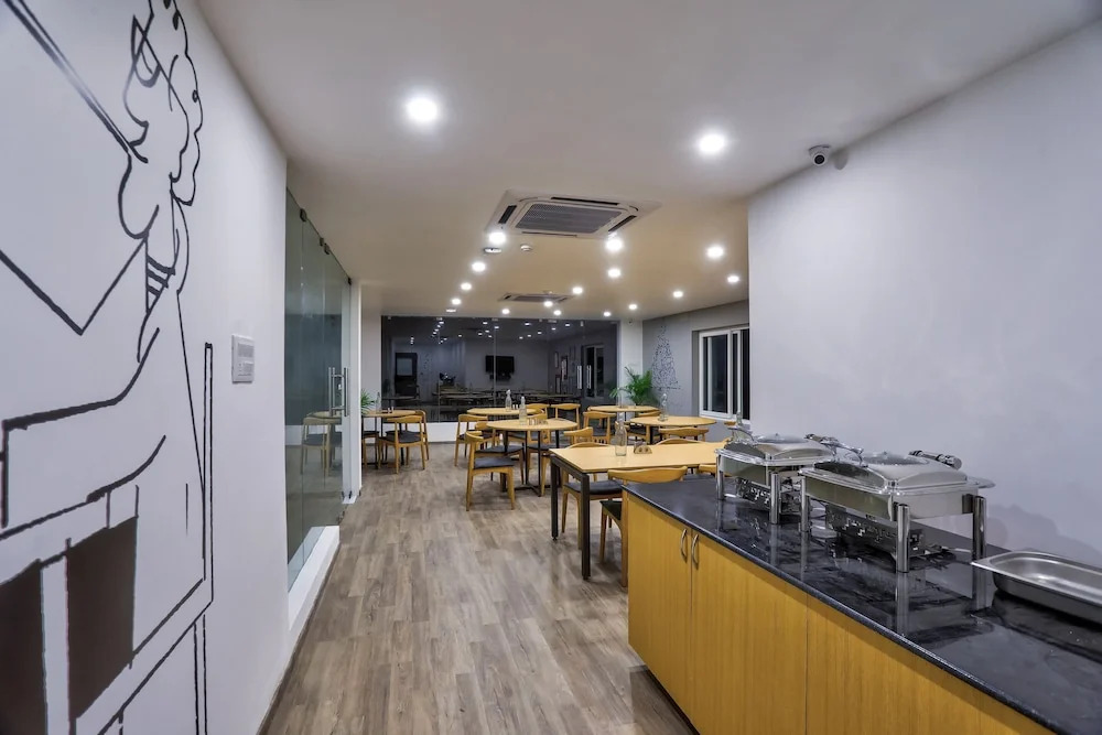 OYO Townhouse 156 Maraimalai Nagar