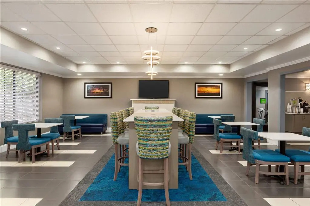 La Quinta by Wyndham Dublin