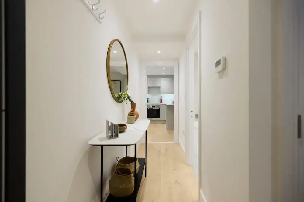 The Melbray Gem - 2bdr Apartment With Courtyard