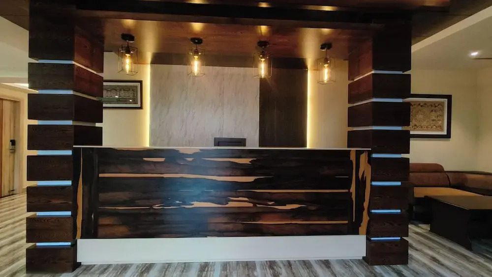 Vbrance - Luxury Boutique Hotel