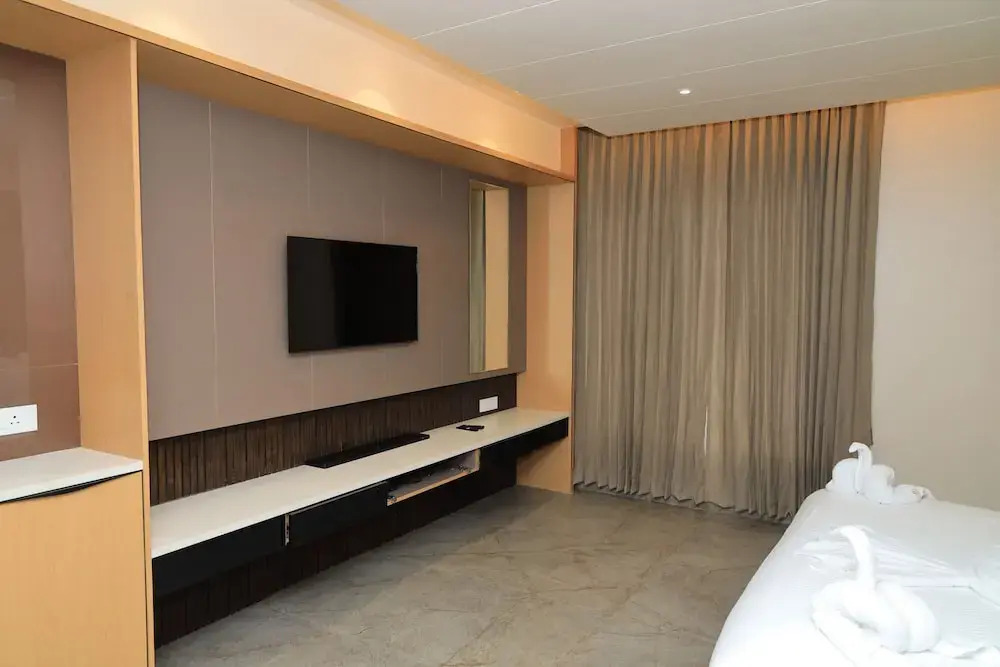Vantara Suites