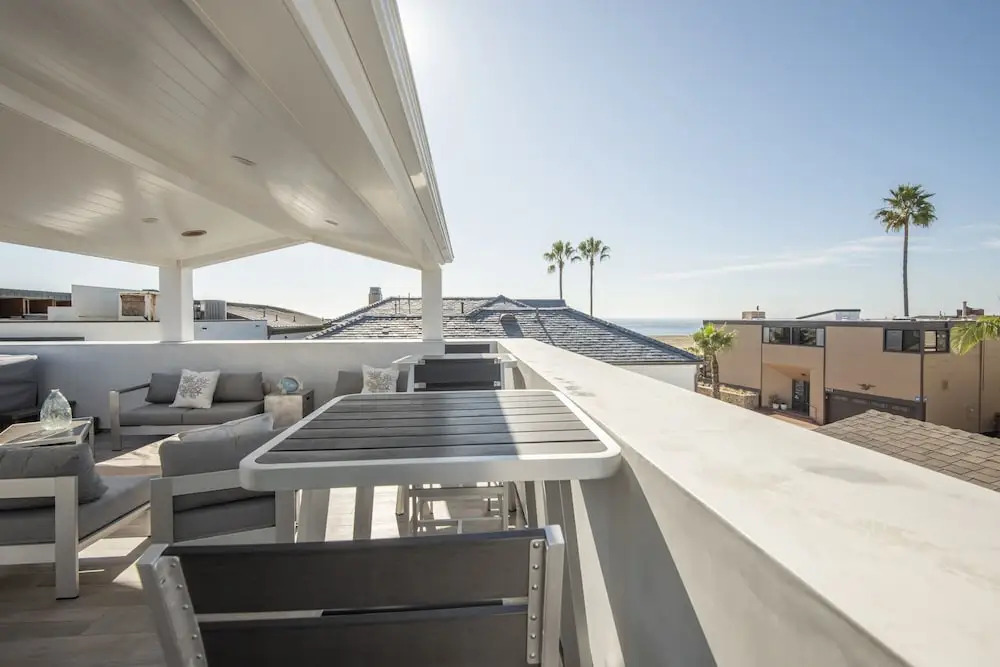 1505 E Ocean 4 Bedroom Home