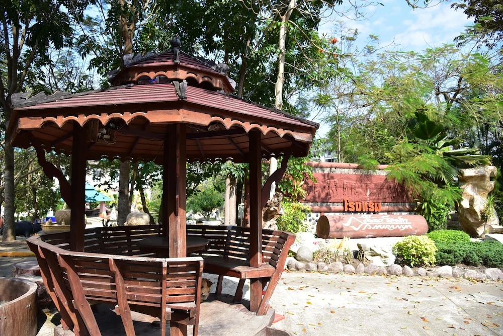 Phuranya Resort