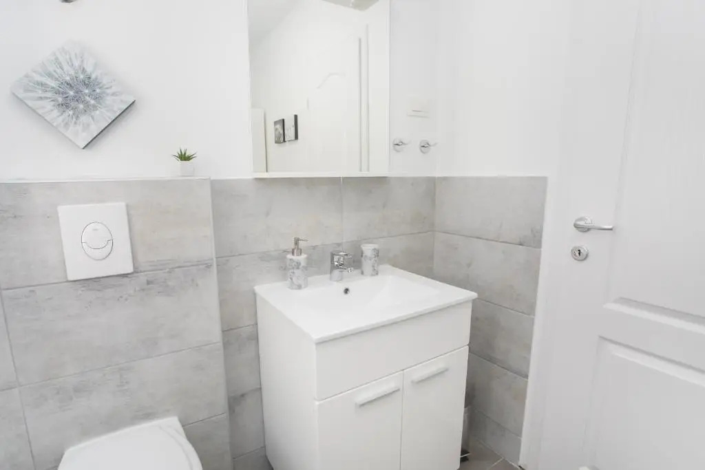 Aurum Apartment