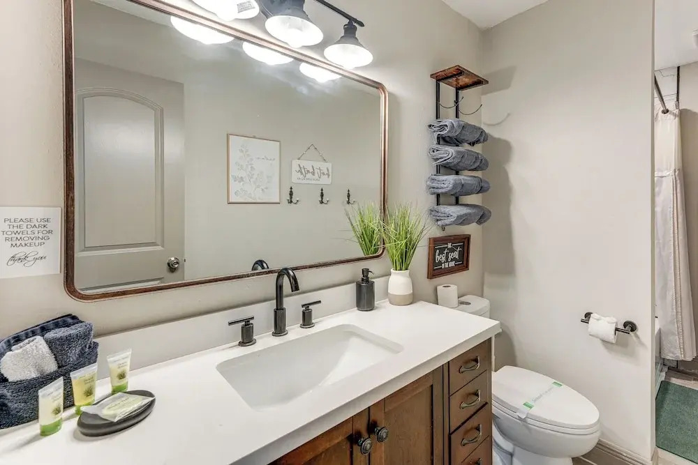 Orlando & Disney Parks Hub w/ Pool: Pet Friendly!