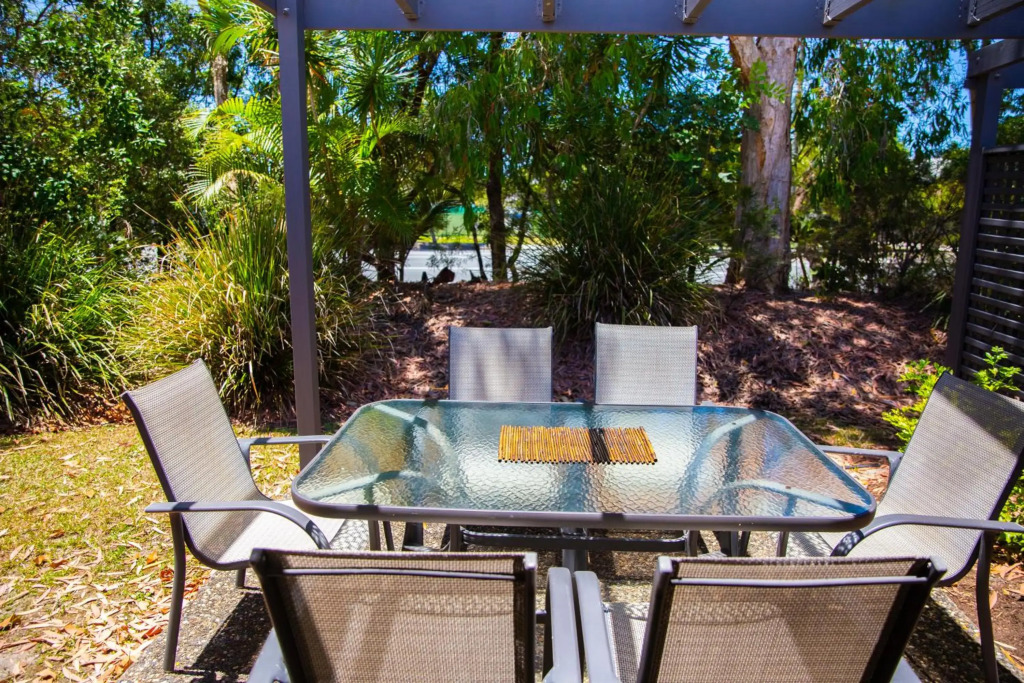 2 Bedroom Villa In Tropical Resort