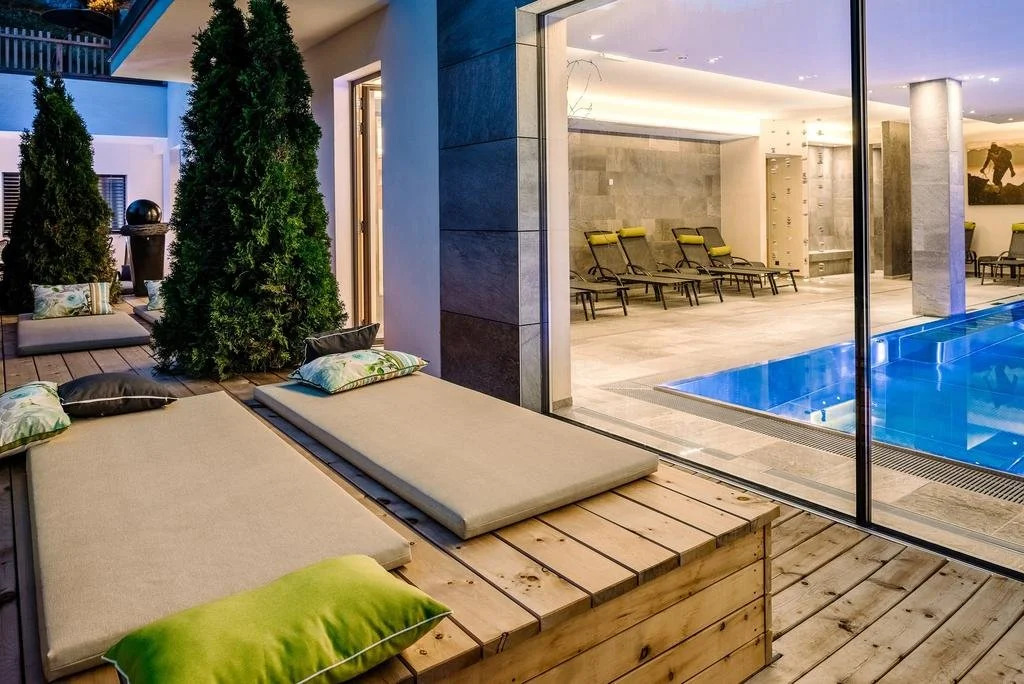 Hotel Sedona Lodge B&B inkl Super Sommer Card Seilbahnticket