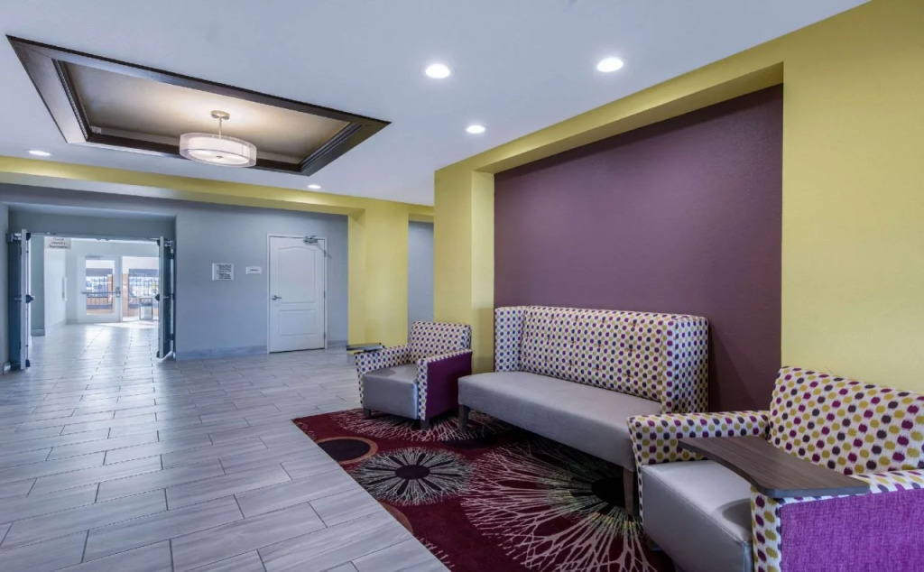 Quality Inn & Suites Carlsbad Caverns Area