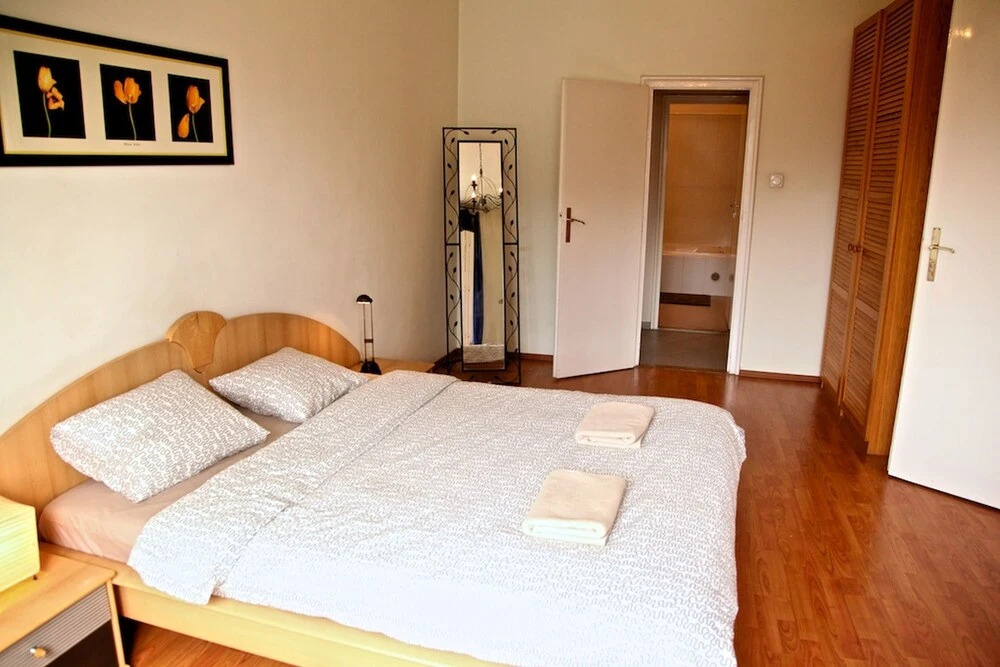 Central Budapest Furnished Apartments