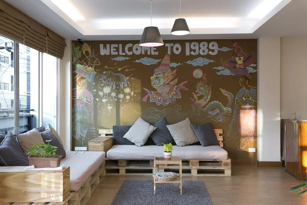 Small Space Cafe and Hostel
