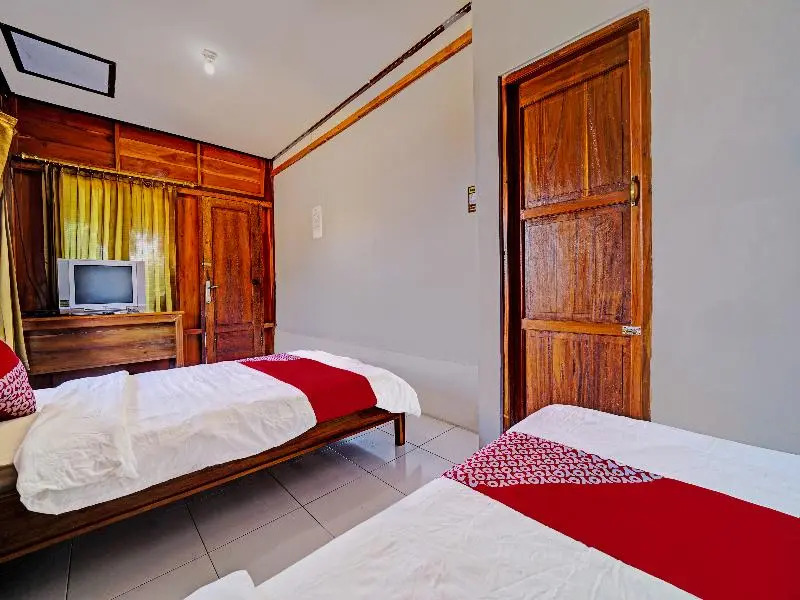Oyo 91201 Larasati Homestay Pantai Klayar