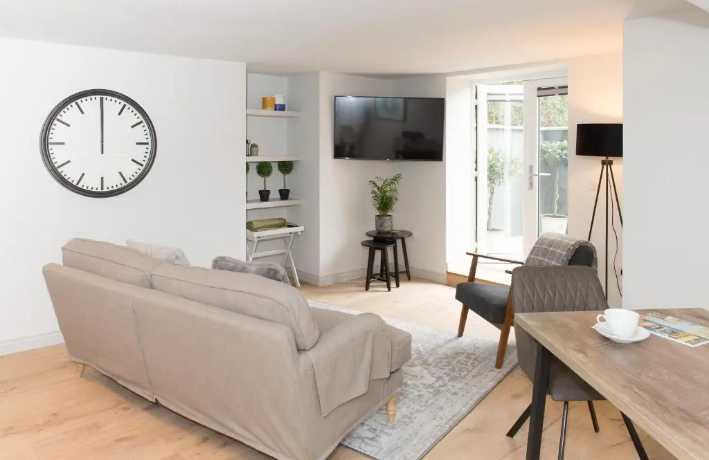 The Burrow by Harrogate Serviced Apartments