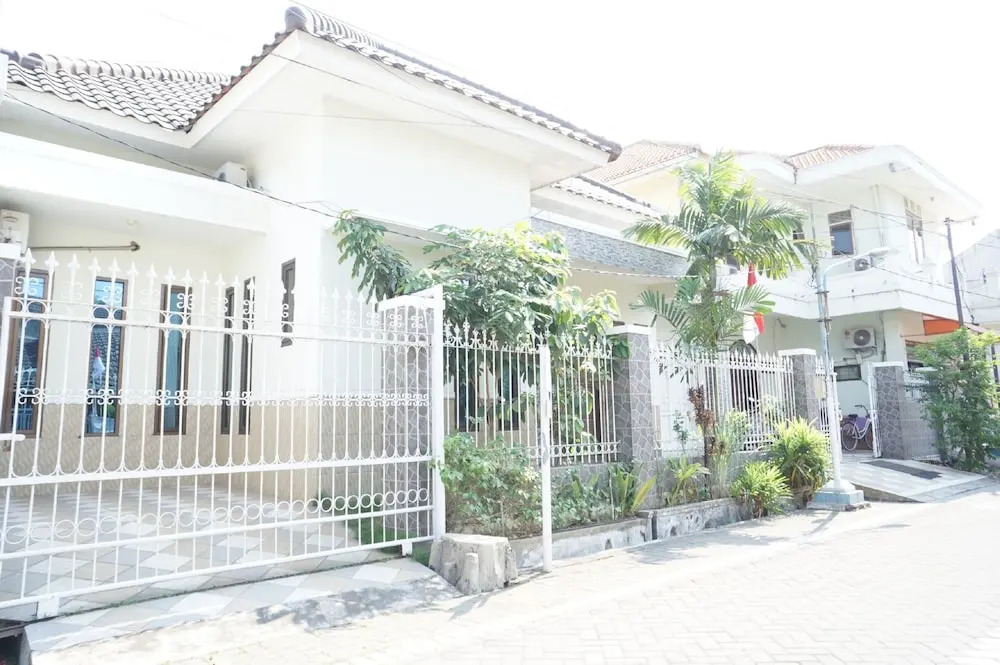 Hotel O Bidara Guest House Syariah