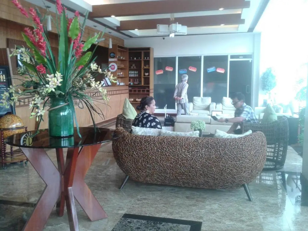Tagaytay Cityland Condo Staycation by SAB