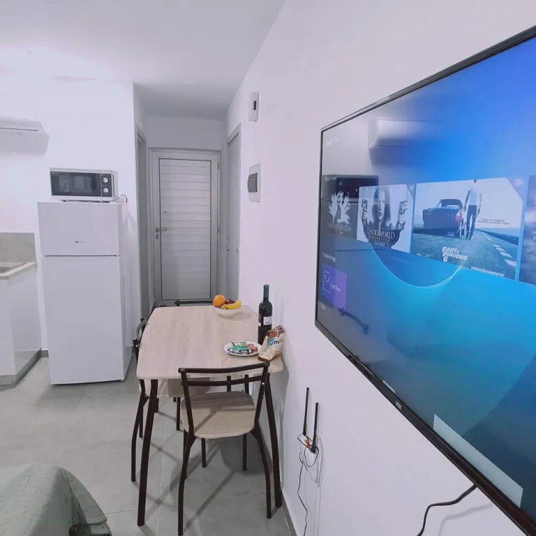 100 AN - Napa Living 18
