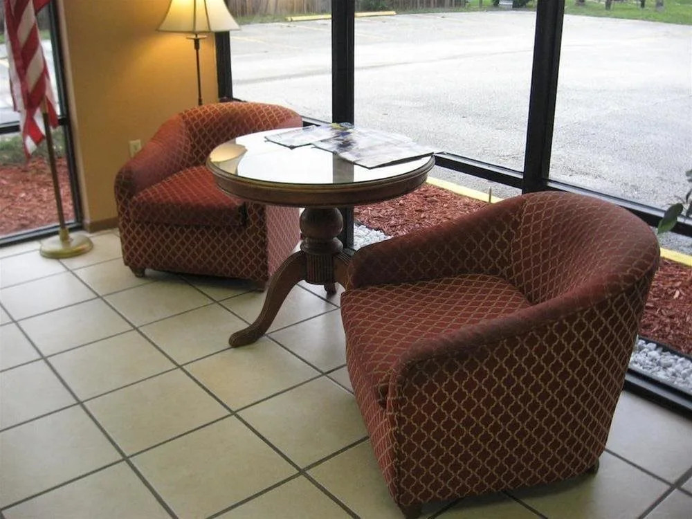 Lake Cecile Inn and Suites
