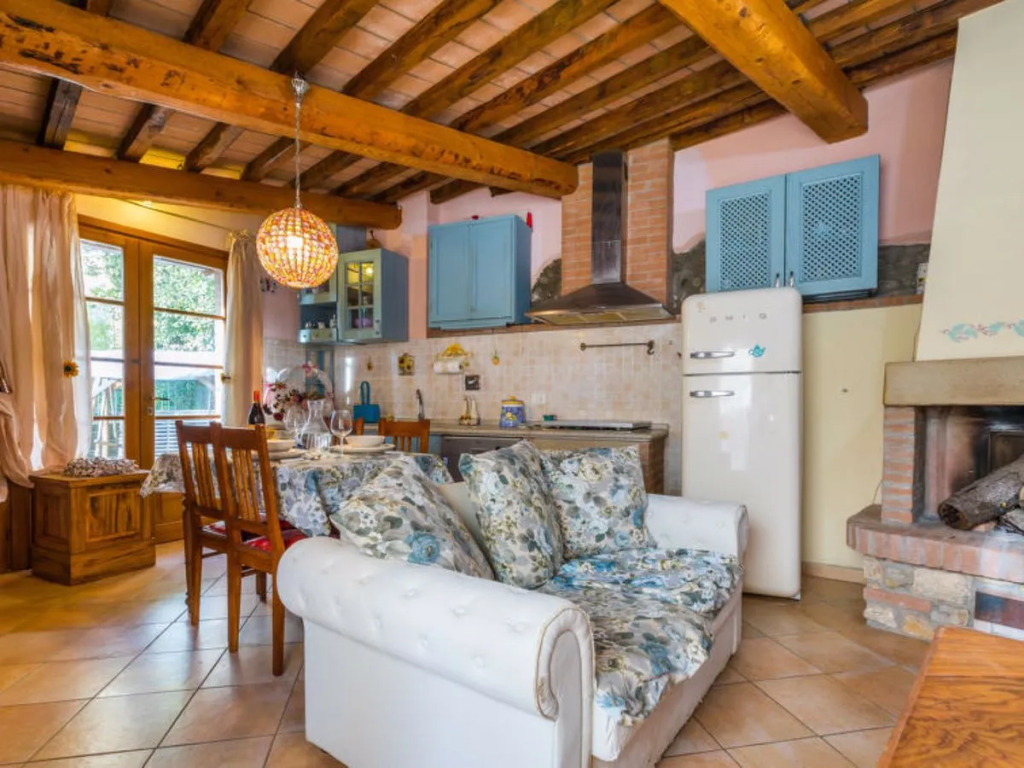House Amarilli Pastina