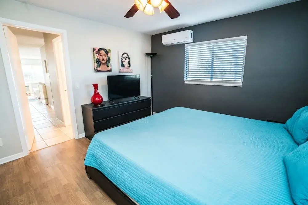 Clearwater Cove - 2344 Shelley St 1 Bedroom Condo