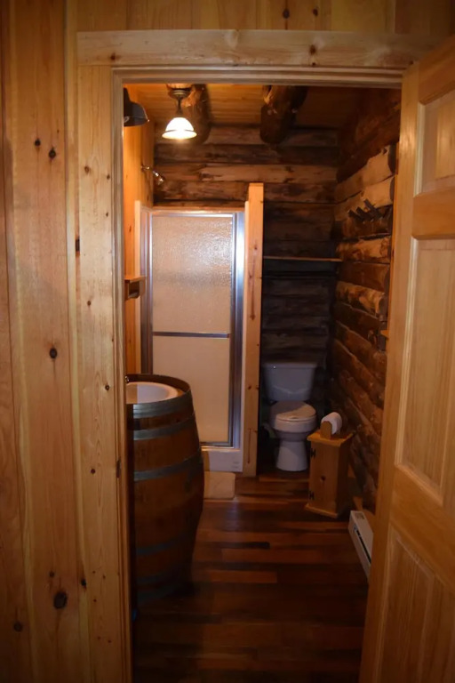 Diamond Lake Cabins