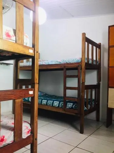 BANANAS HOSTEL