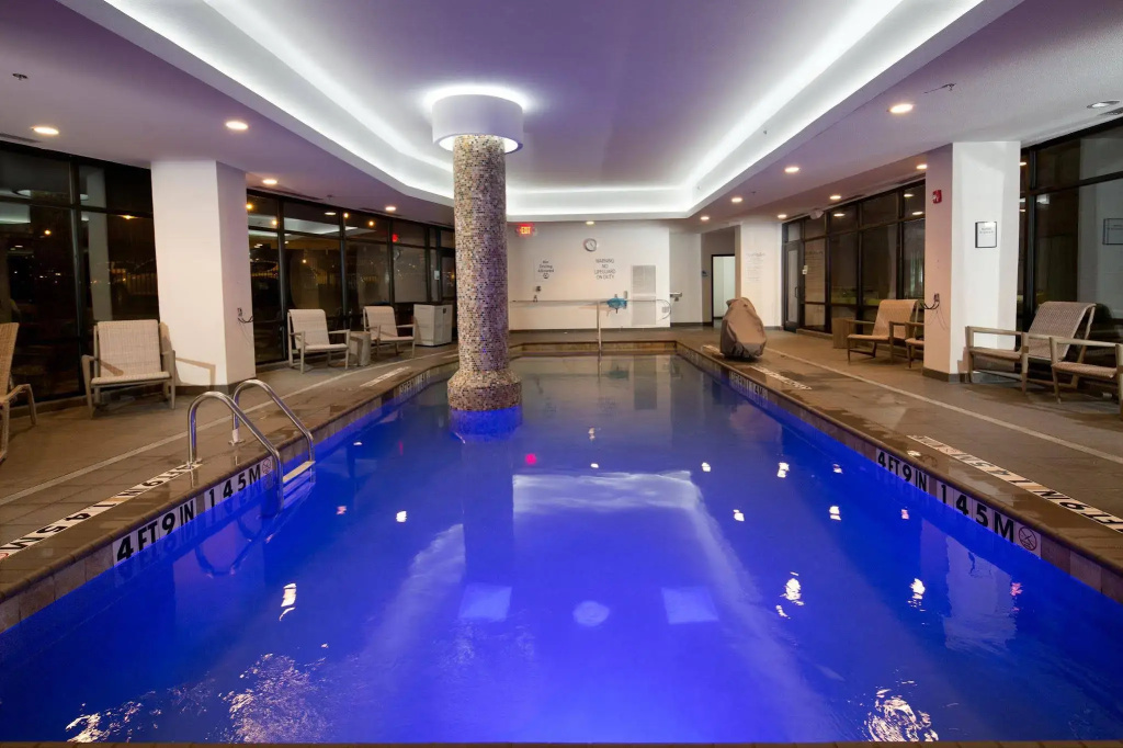 Holiday Inn Express & Suites Oklahoma City Downtown - Bricktown by IHG