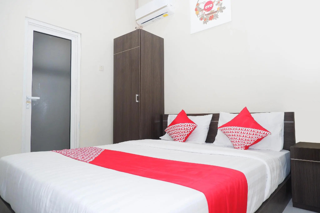 Hotel O Candi Residence