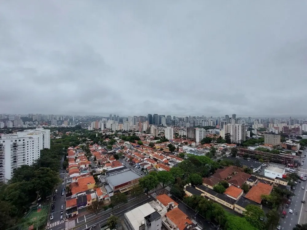 Apartamento novo ao lado do metrô