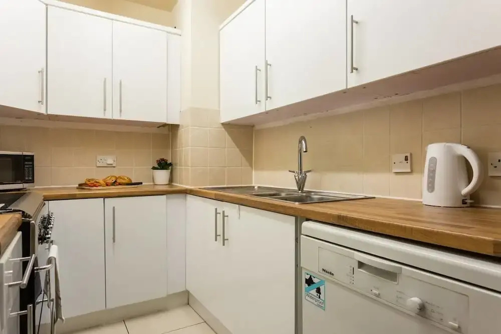 3BR Flat Close To Hyde Park