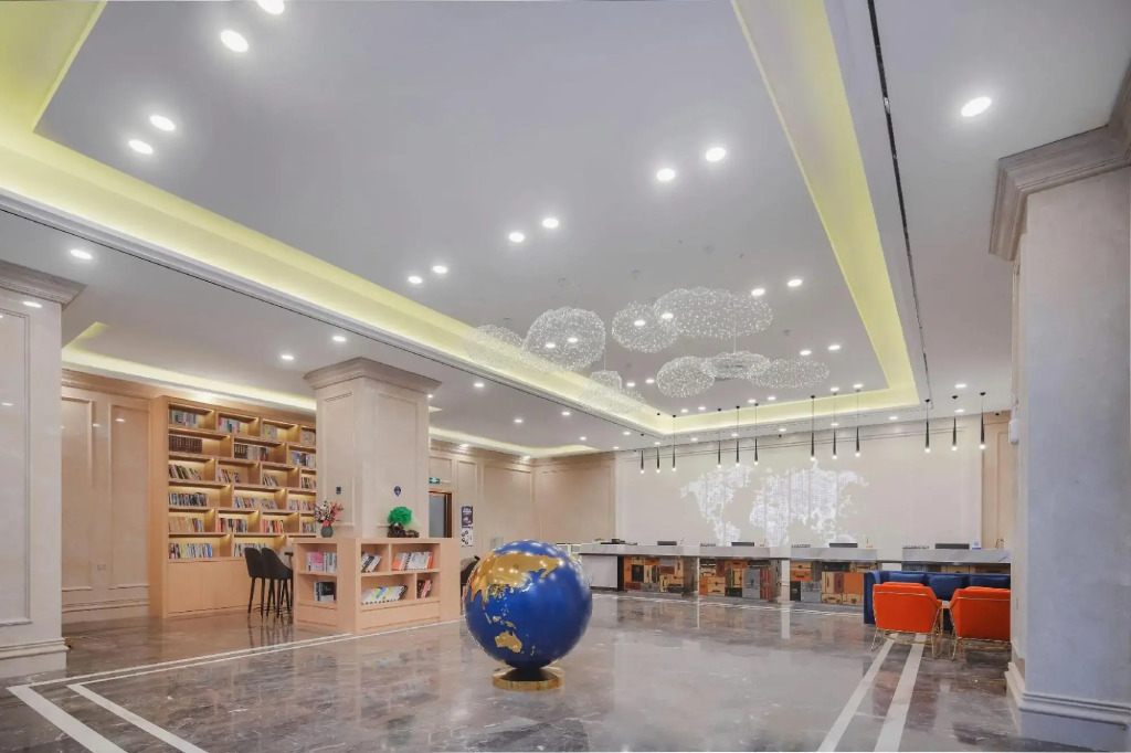 Kyriad Hotel (Xuzhou High-speed Railway Station West Exit)