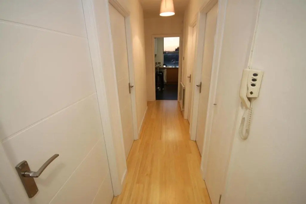 Camden Town Spacious 2 Bedroom Apartment - Sleeps 5 guests!
