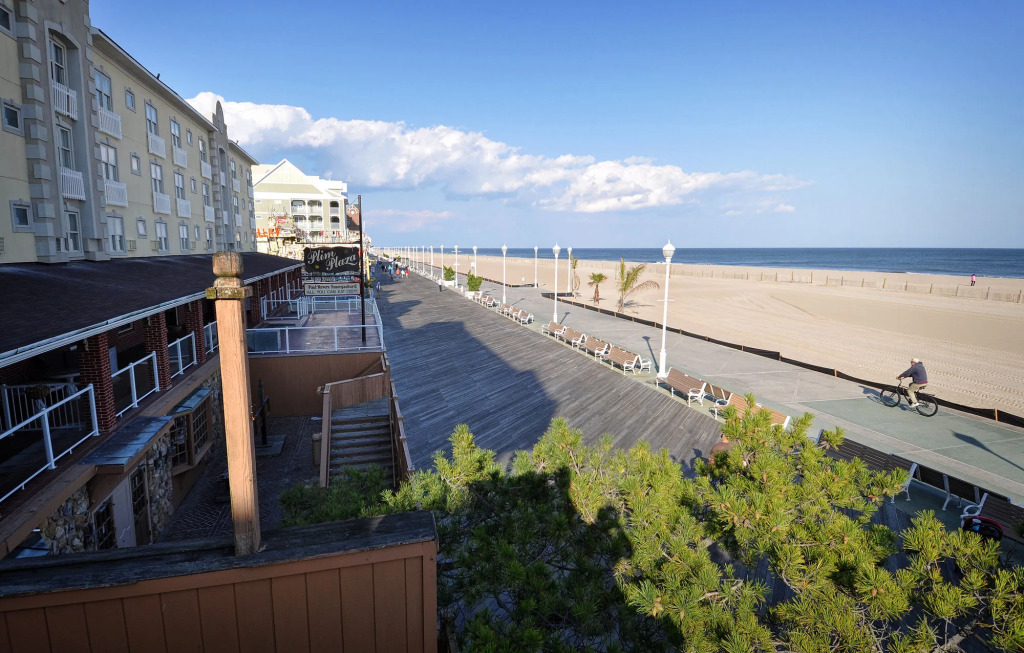 Boardwalk One