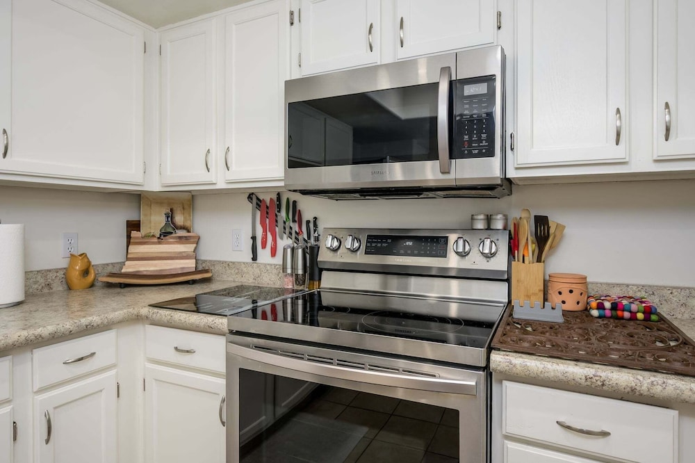 Villa Palma 2 Bedroom Condo